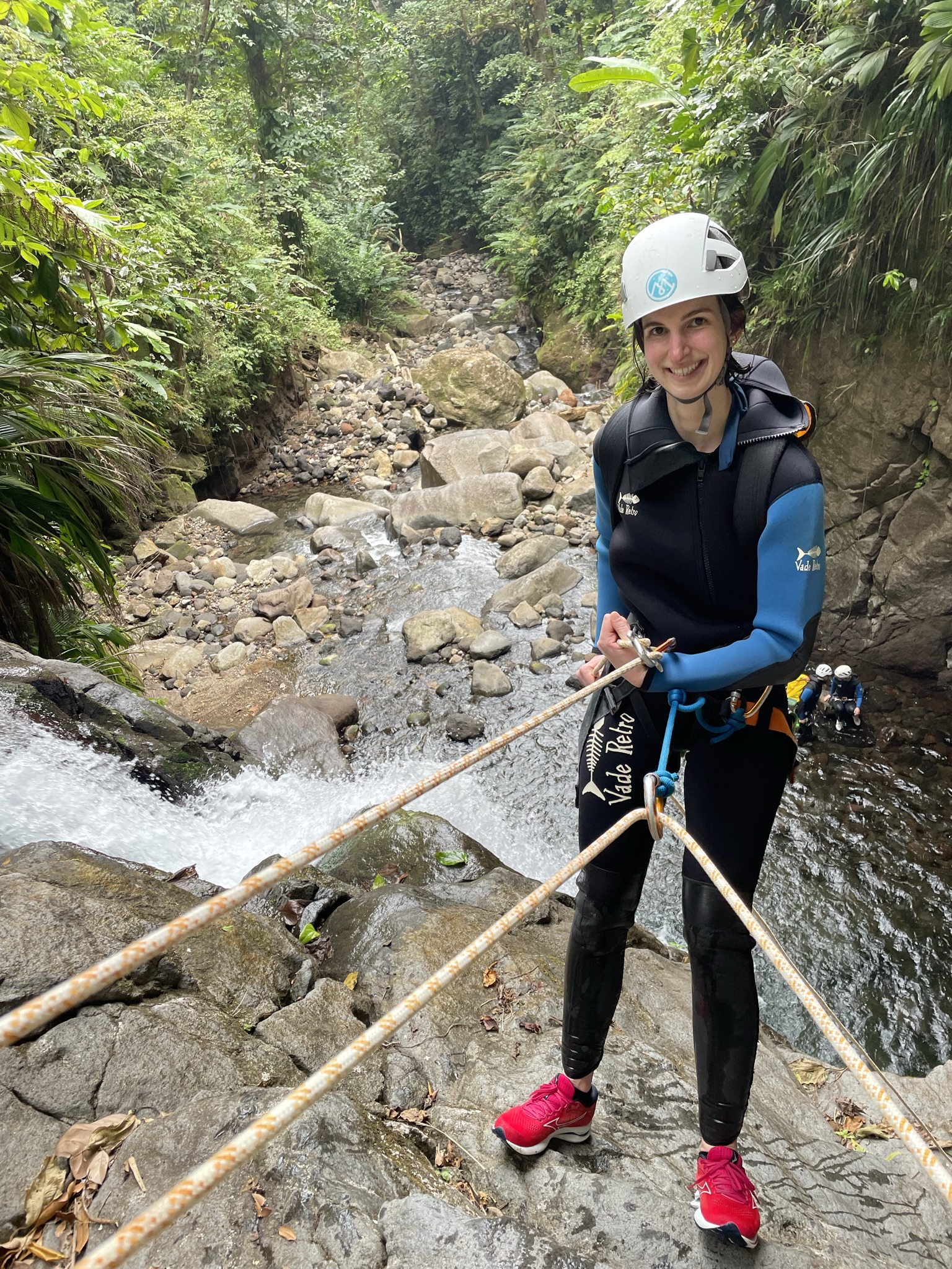 Que dois je apporter pour faire du canyoning avec un guide